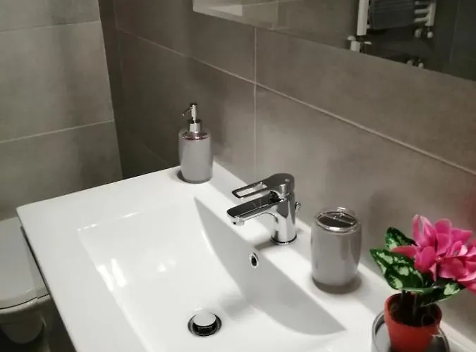 ゲストハウス Il Melograno 3*